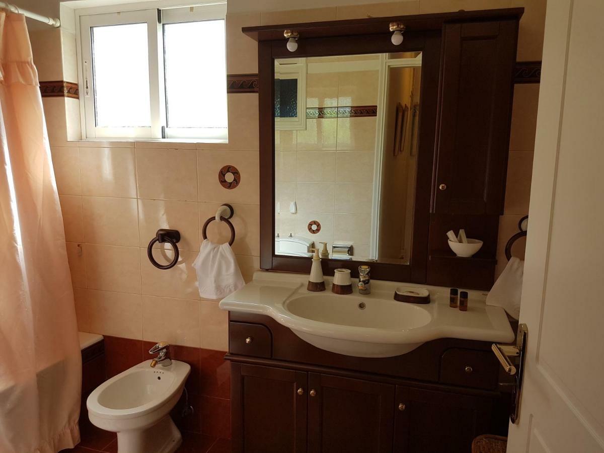 Villa "Eva" - Entire Beachfront Holiday Home - 4S Agia Marina  Zewnętrze zdjęcie